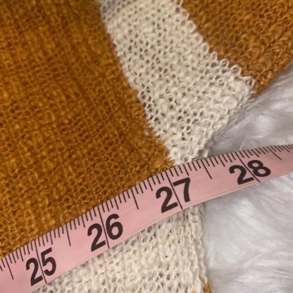 Plus Size 2X Sonoma Goods For Life Long Sleeve V-Neck Gold Striped Sweater - Picture 15 of 16